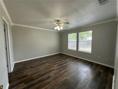 2112 Westwood Drive Portland TX 78374