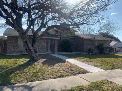 1502 Skyline Drive Portland TX 78374