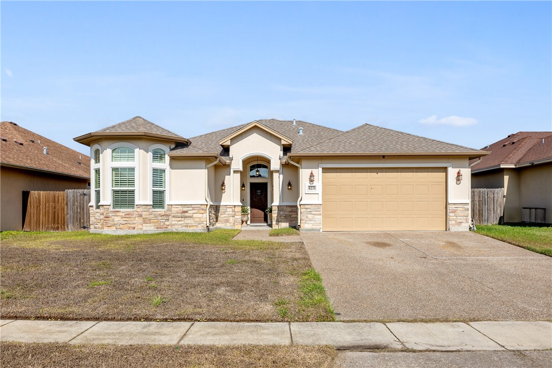 8233 Merlin Place Corpus Christi TX 78414