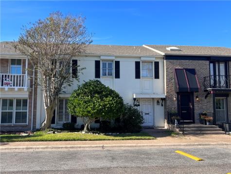 16 Rock Creek Drive Corpus Christi TX 78412