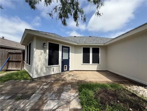 1013 Cupertino Street Portland TX 78374