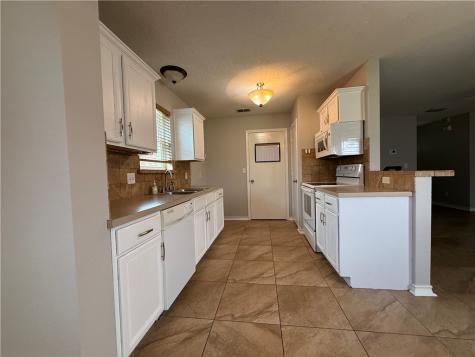 1013 Cupertino Street Portland TX 78374