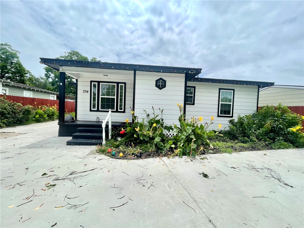1314 Devon Drive Corpus Christi TX 78415