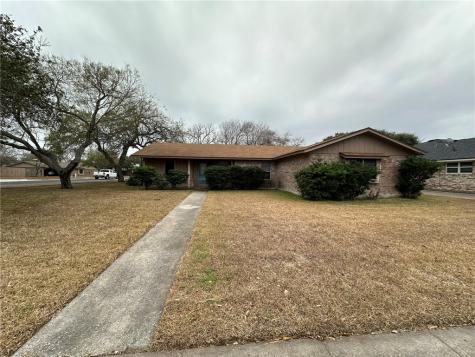 202 San Saba Drive Portland TX 78374