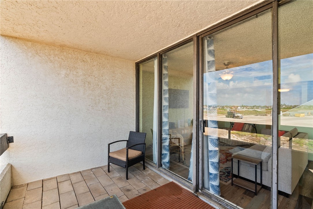 14401 Commodores Drive 201 Corpus Christi TX 78418