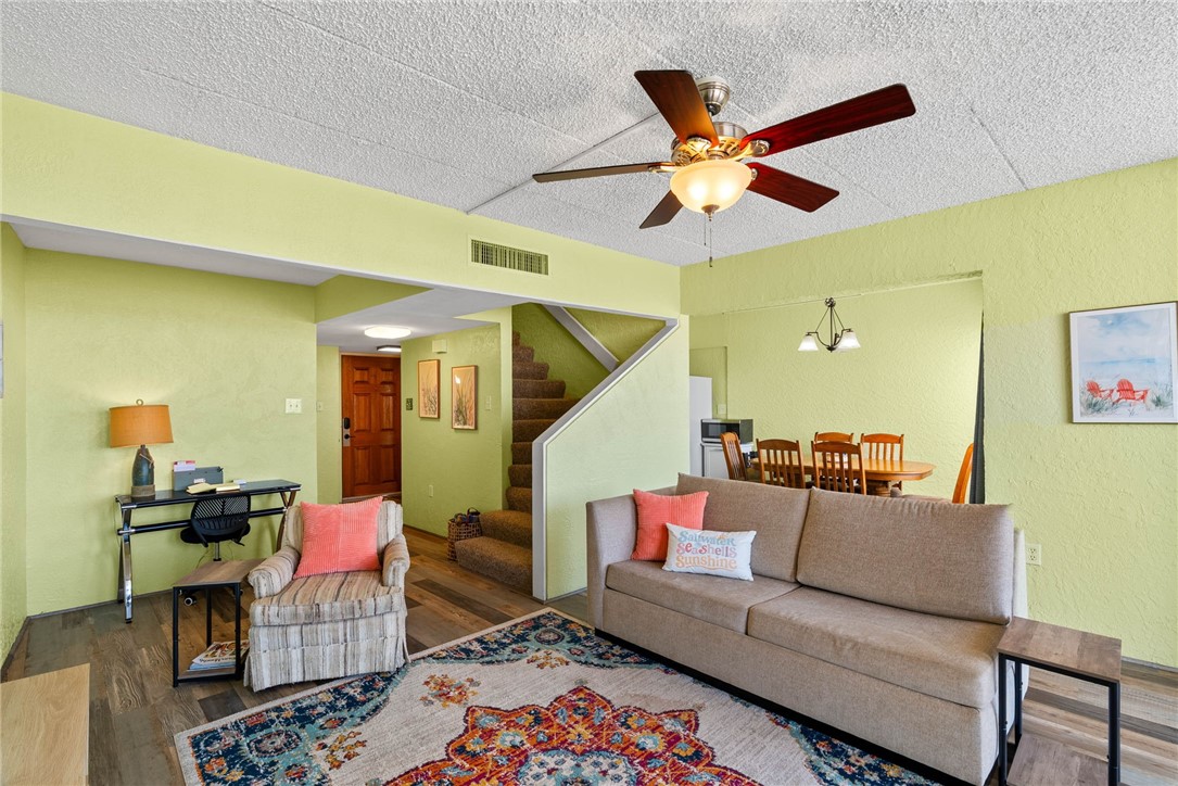 14401 Commodores Drive 201 Corpus Christi TX 78418