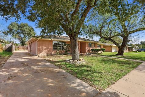 3314 Casa De Palmas Corpus Christi TX 78411