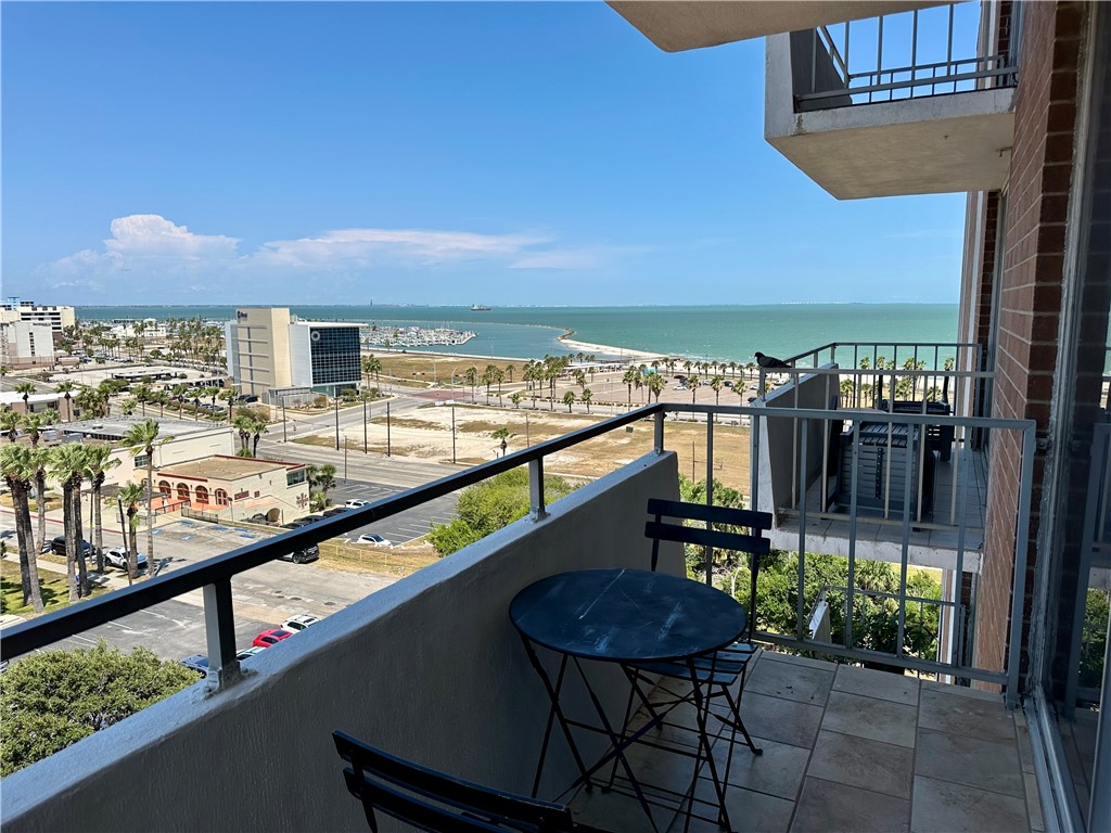 715 S Upper Broadway Street 905 Corpus Christi TX 78401