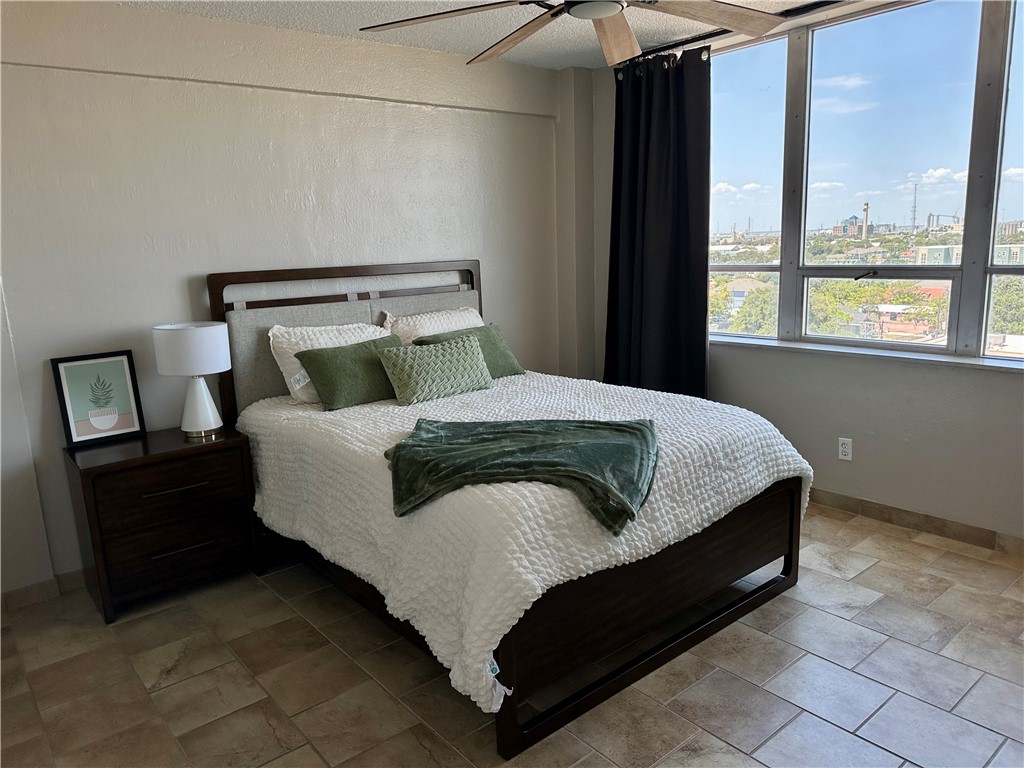 715 S Upper Broadway Street 905 Corpus Christi TX 78401