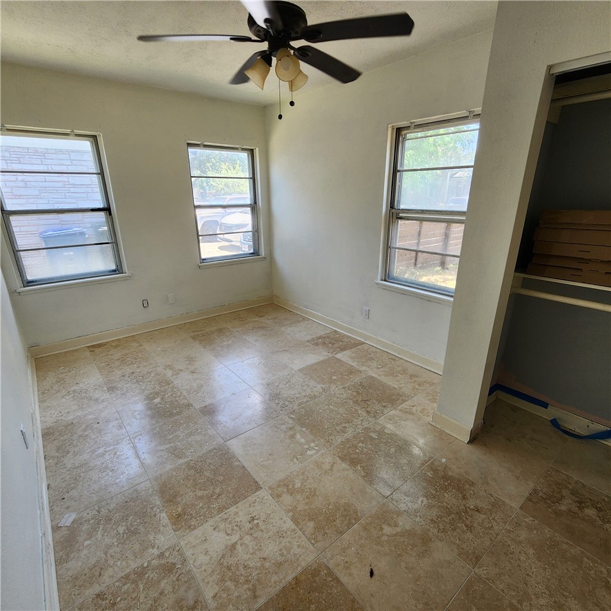 3744 Topeka Street Corpus Christi TX 78411