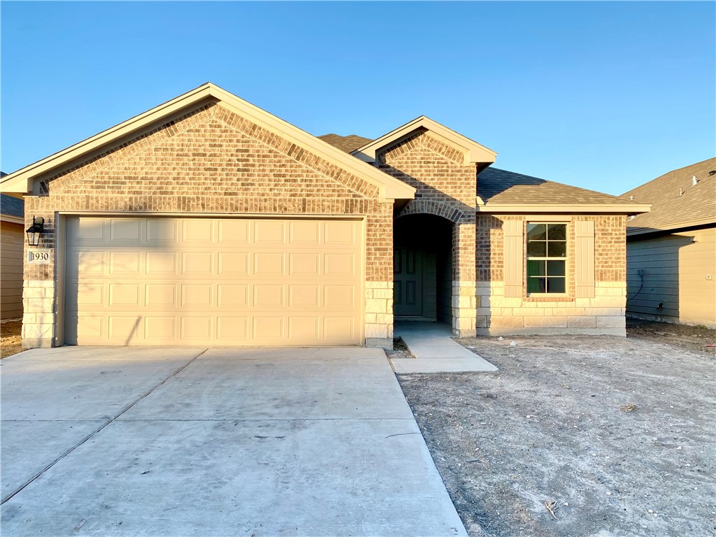 1930 Kentucky Derby Drive Corpus Christi TX 78417