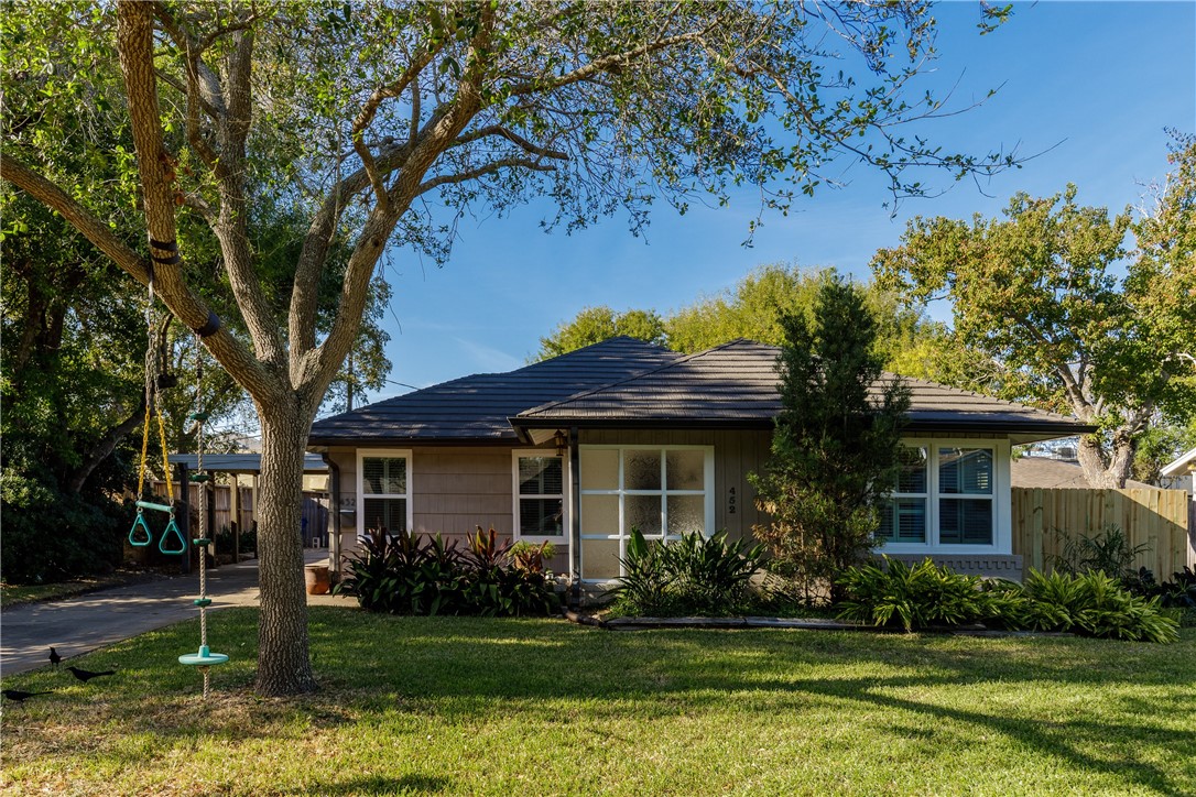 452 Delaine Drive Corpus Christi TX 78411