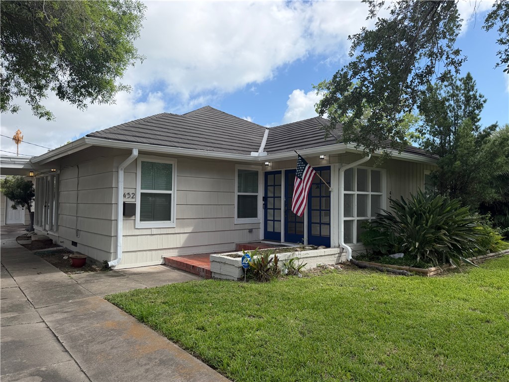 452 Delaine Drive Corpus Christi TX 78411