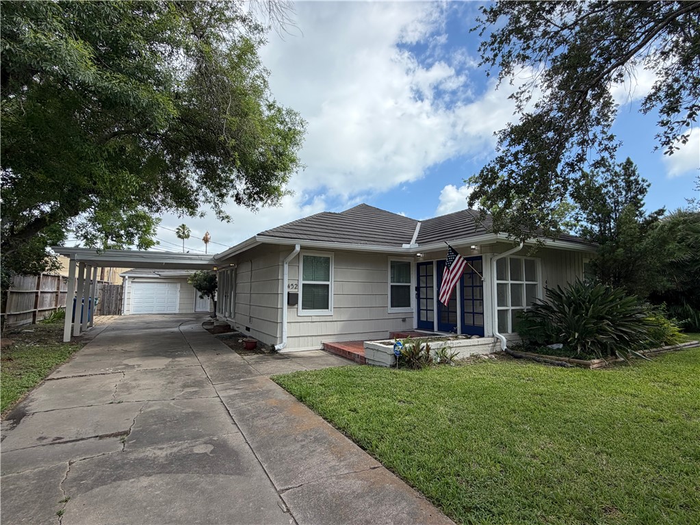 452 Delaine Drive Corpus Christi TX 78411