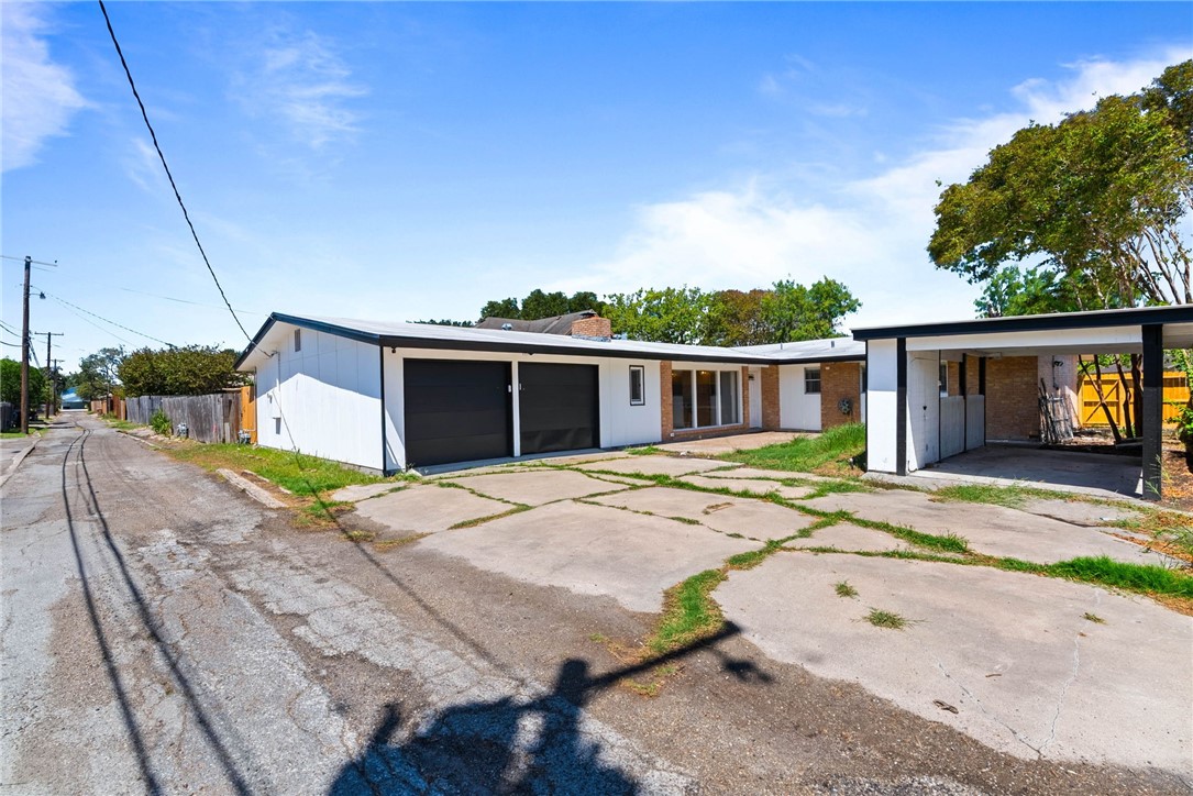 3445 Floyd Street Corpus Christi TX 78411
