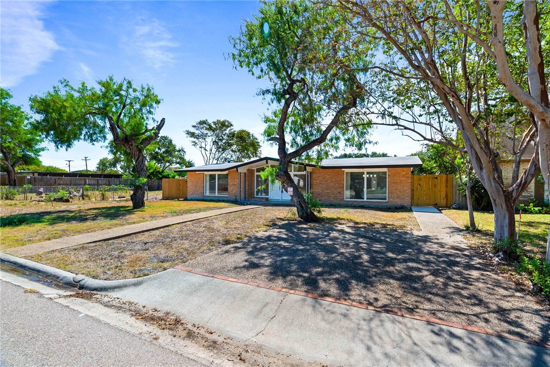 3445 Floyd Street Corpus Christi TX 78411