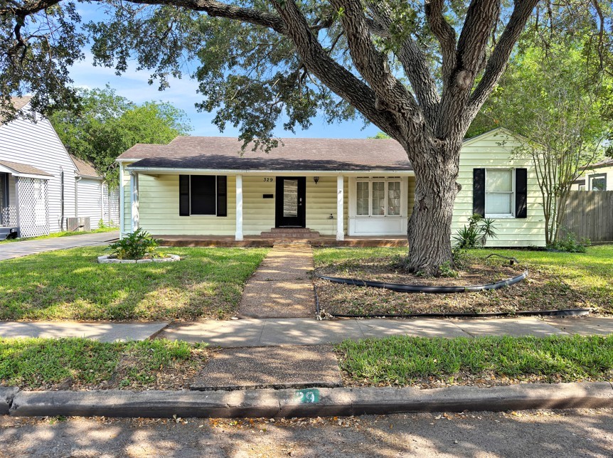 329 Foster Drive Corpus Christi TX 78404