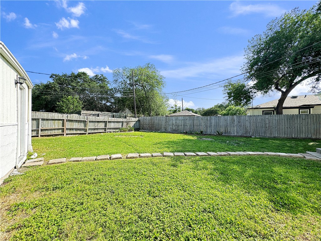 329 Foster Drive Corpus Christi TX 78404