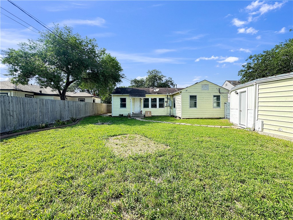 329 Foster Drive Corpus Christi TX 78404