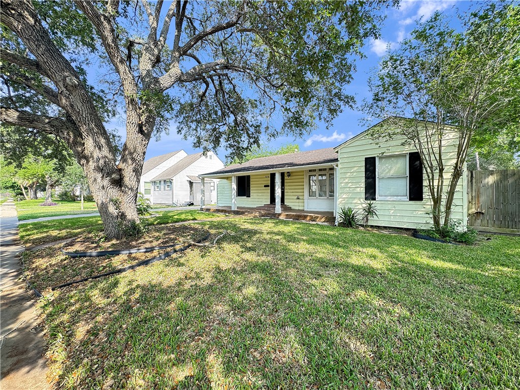 329 Foster Drive Corpus Christi TX 78404