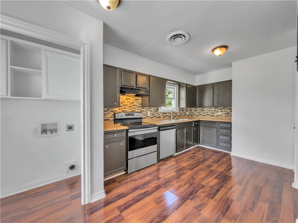329 Foster Drive Corpus Christi TX 78404