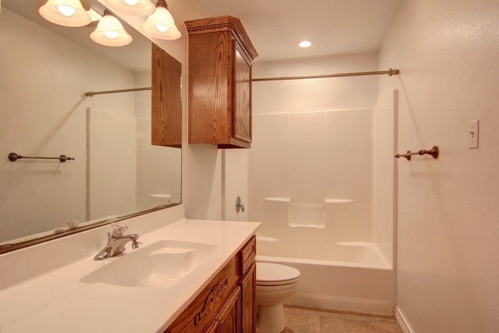 2418 Handlin Drive Corpus Christi TX 78418