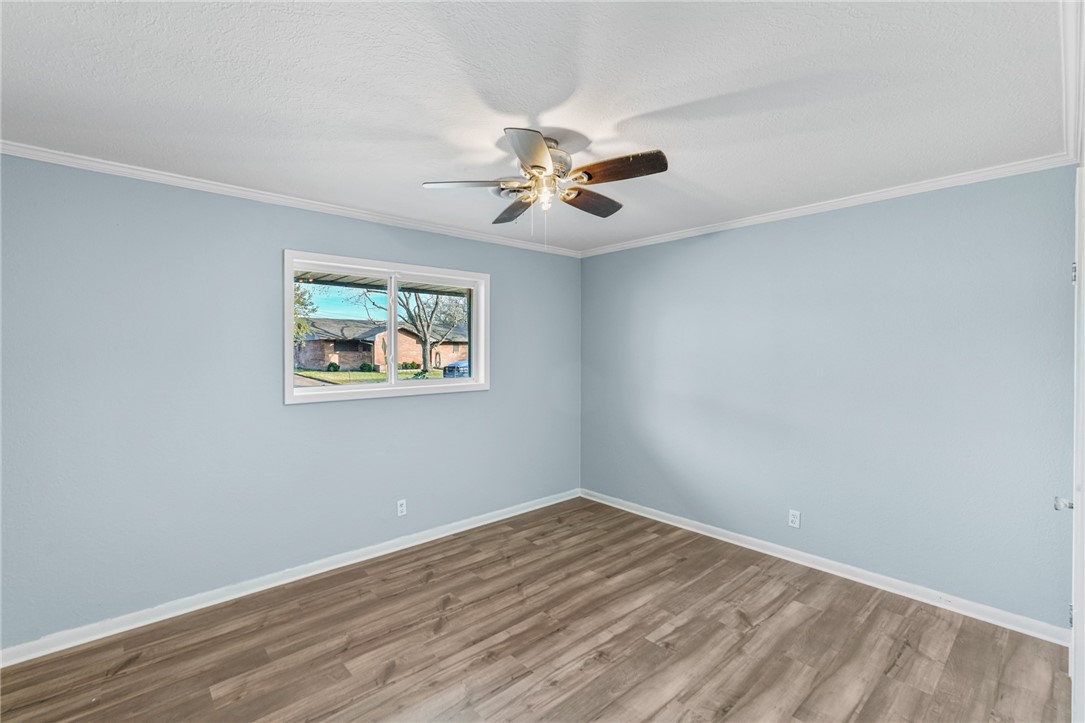 1061 Meadowbrook Drive Corpus Christi TX 78412