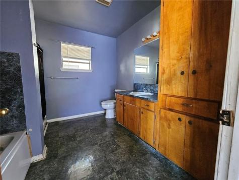 614 W Alice Avenue Kingsville TX 78363