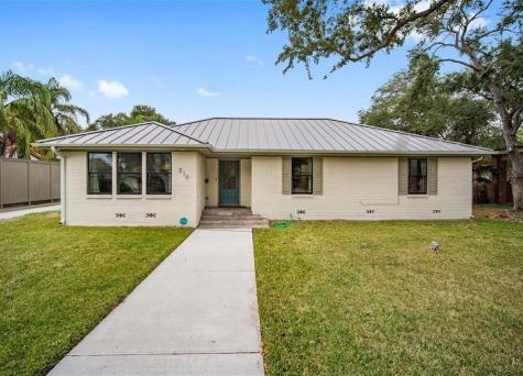 210 Wilshire Place Corpus Christi TX 78411