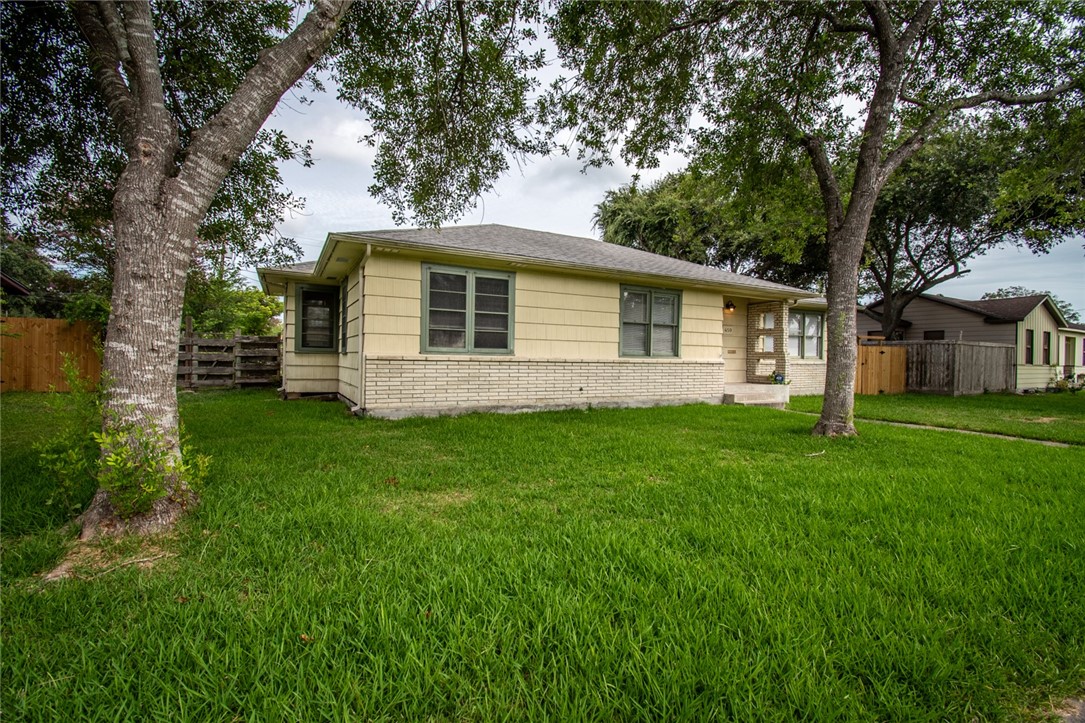 450 Claremore Street Corpus Christi TX 78412