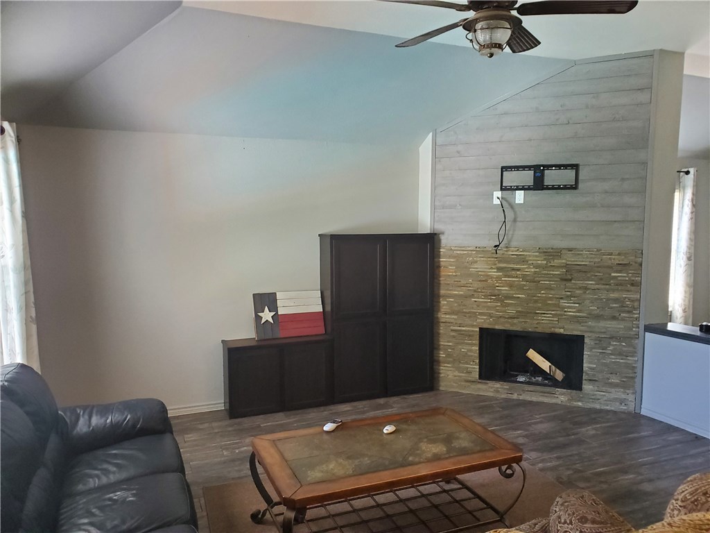 6710 Pembrock Corpus Christi TX 78414