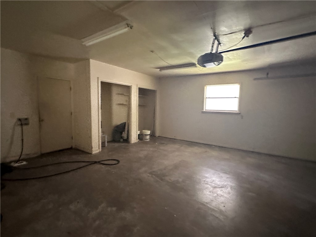 825 Crestview Drive Corpus Christi TX 78412
