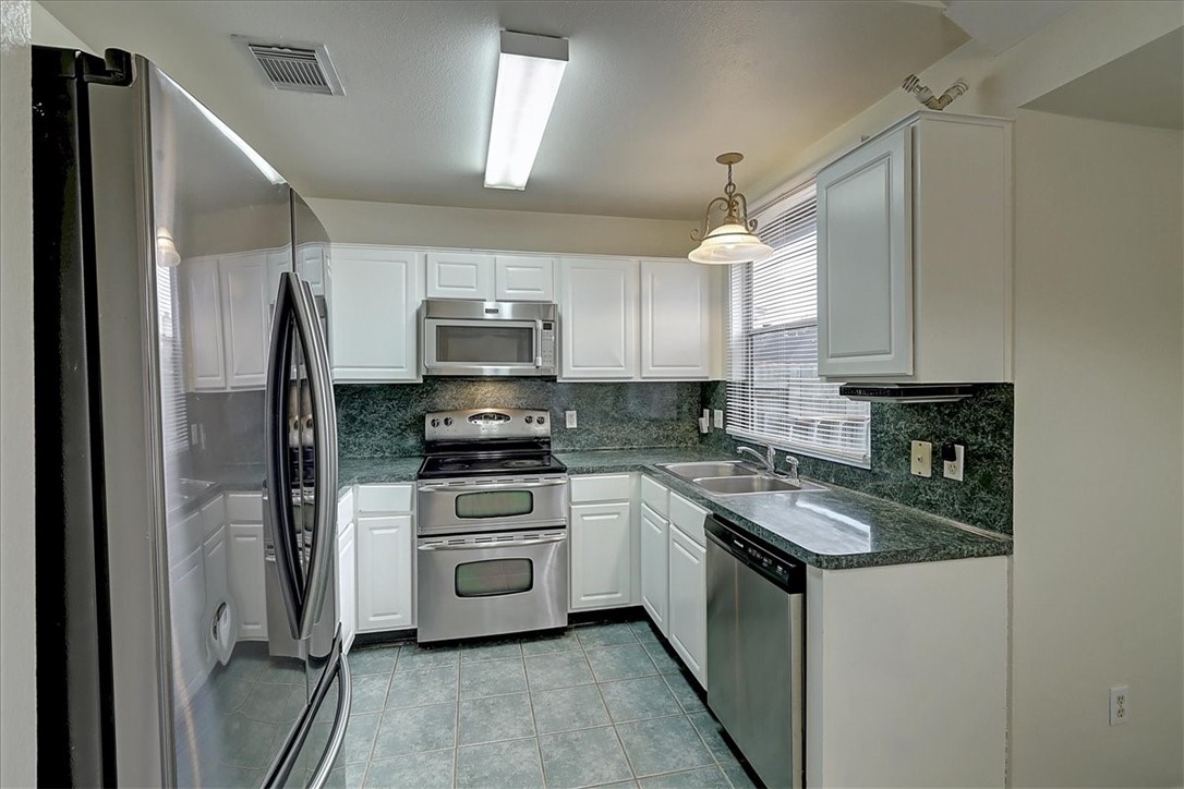 7933 Elk Drive Corpus Christi TX 78414