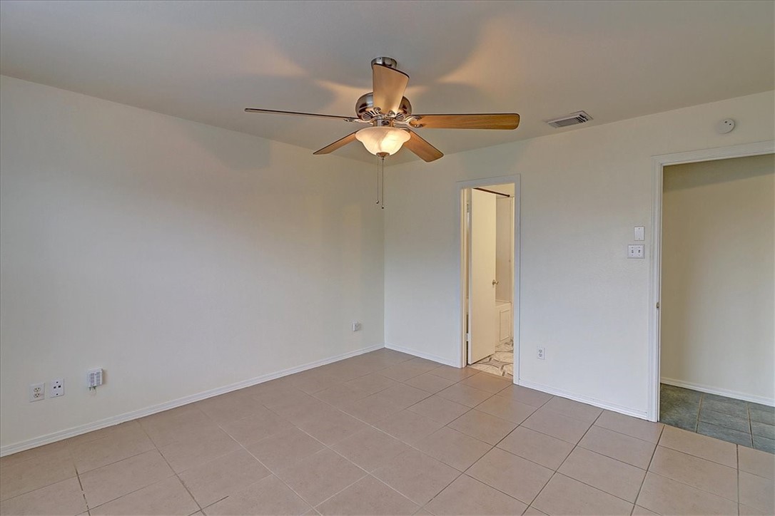 7933 Elk Drive Corpus Christi TX 78414