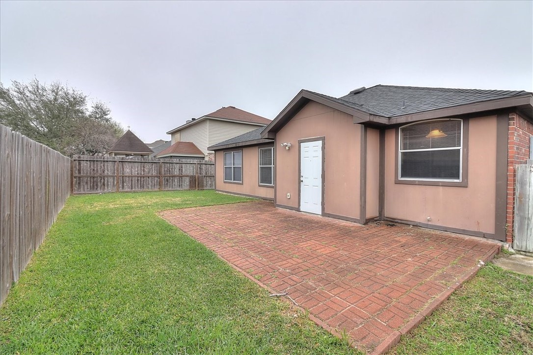 7933 Elk Drive Corpus Christi TX 78414