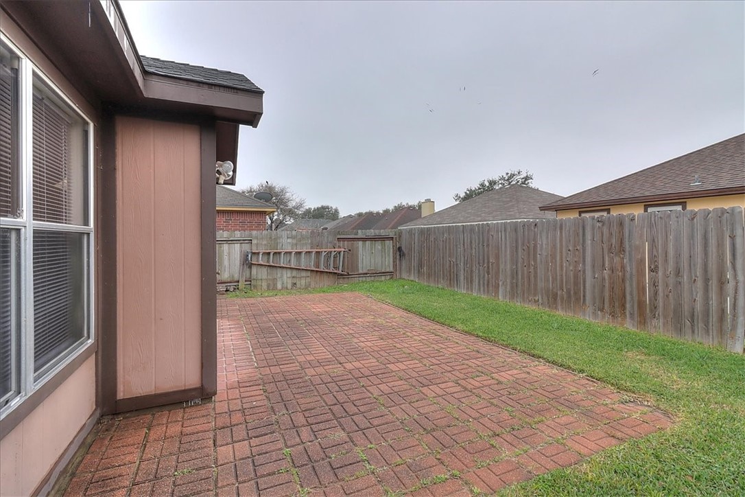 7933 Elk Drive Corpus Christi TX 78414