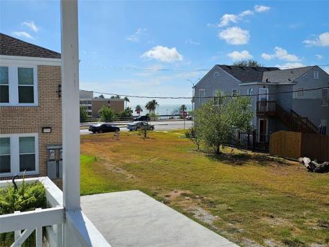 1117 Ocean Drive D Corpus Christi TX 78404
