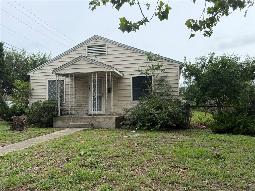2041 Harvard Street Corpus Christi TX 78416
