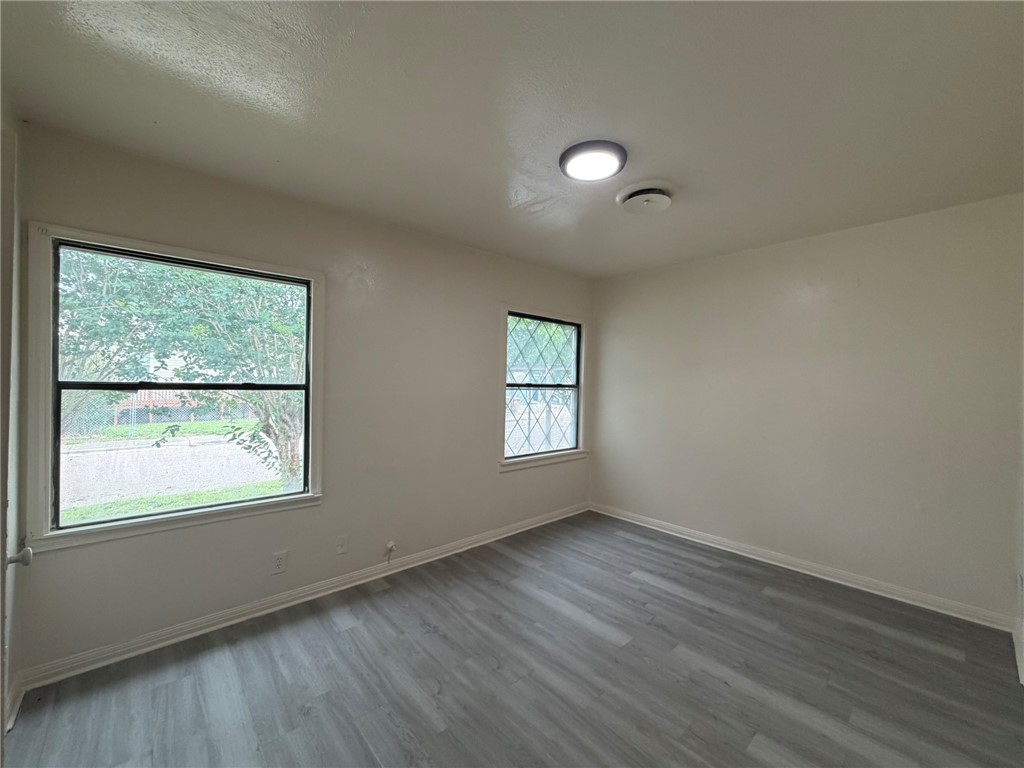 2041 Harvard Street Corpus Christi TX 78416