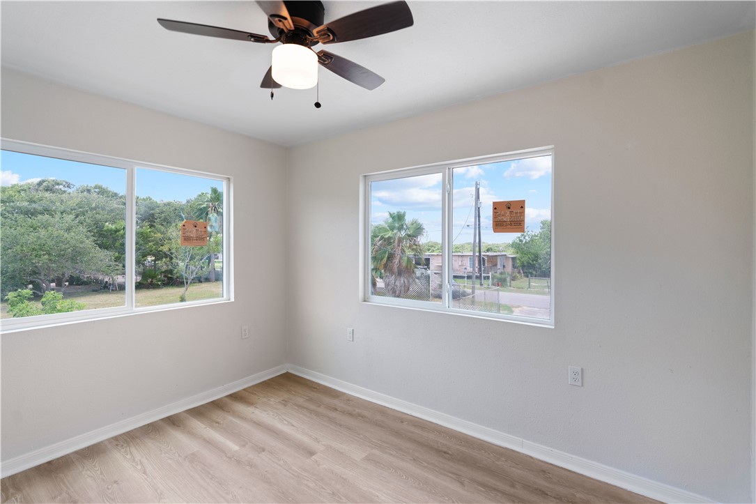 321 Clearview Drive Corpus Christi TX 78418