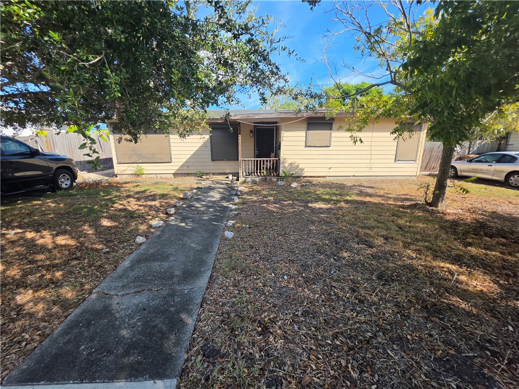 705 Lansdown Drive Corpus Christi TX 78412