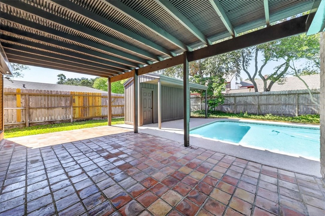 5305 Greenbriar Drive Corpus Christi TX 78413