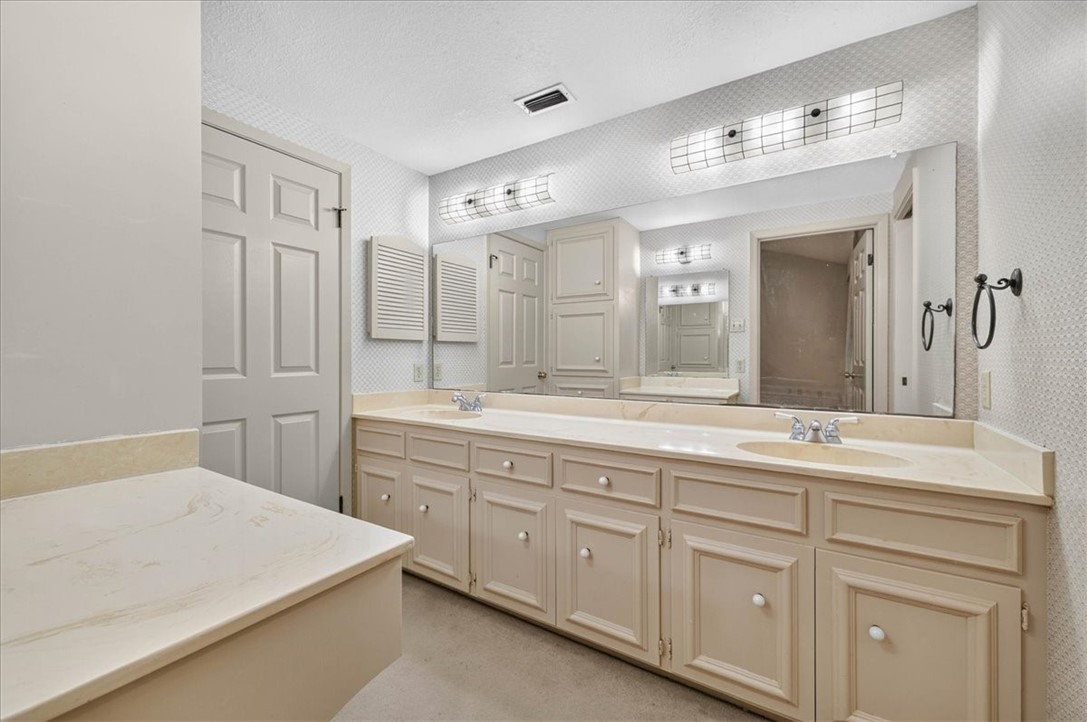 5305 Greenbriar Drive Corpus Christi TX 78413