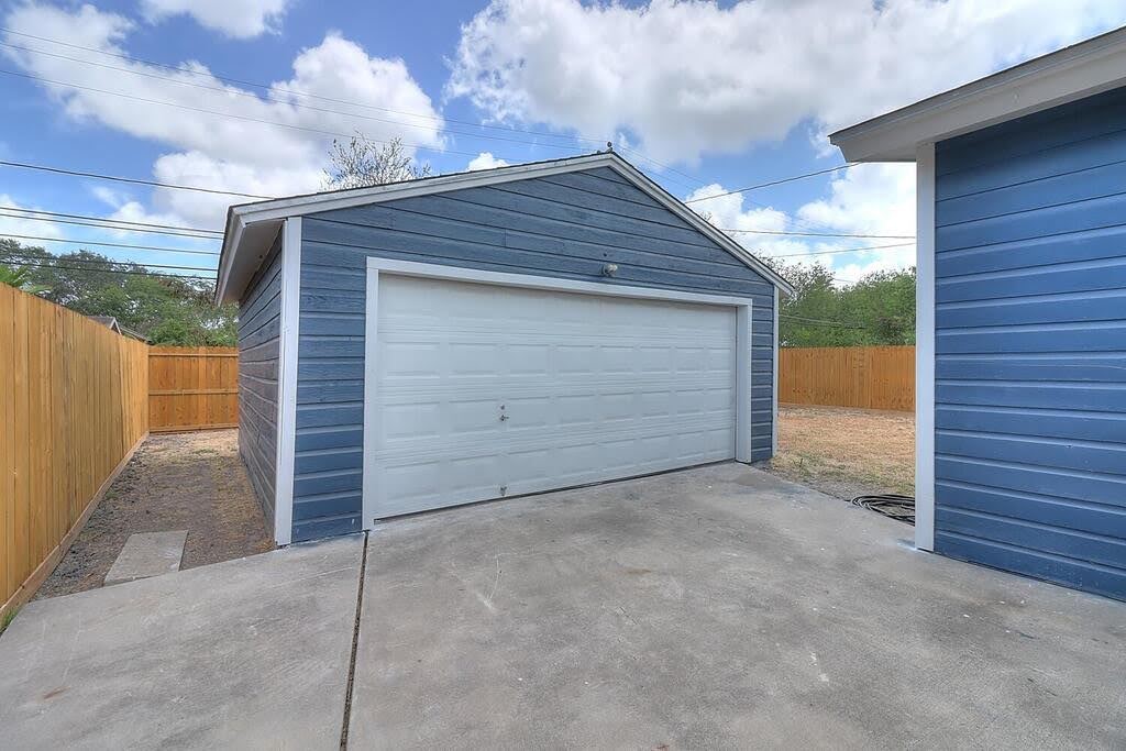 4946 Monitor Street Corpus Christi TX 78415
