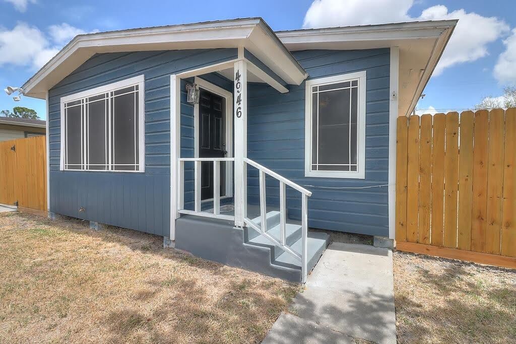 4946 Monitor Street Corpus Christi TX 78415