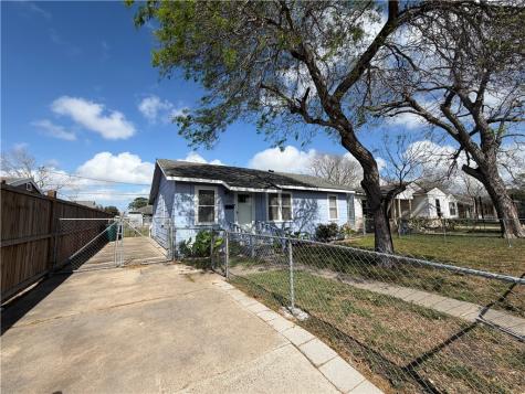 2106 Harvard Street Corpus Christi TX 78416