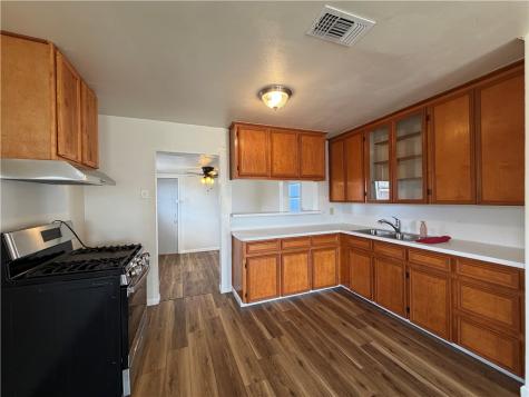 2106 Harvard Street Corpus Christi TX 78416