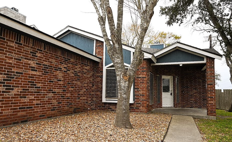 7658 Clearbrook Drive Corpus Christi TX 78413