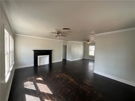 1253 Logan Avenue Corpus Christi TX 78404