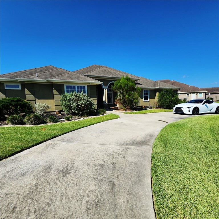 8417 Lago Vista Drive Corpus Christi TX 78414